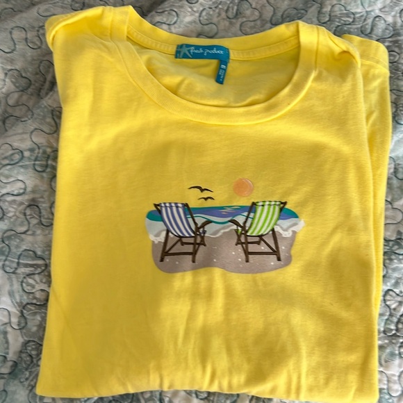 fresh produce Tops - Fresh Produce yellow T shirt tee shirt beach chairs medium